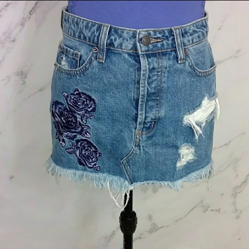 Flower Embroidered Distressed Jean Skirt
